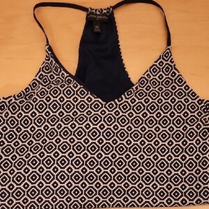 Banana Republic Women's Geometric Black and White Top